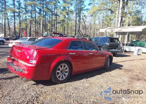 2010 Chrysler 300C Hemi из США, поврежденный, VIN 2C3CA6CT6AH114203